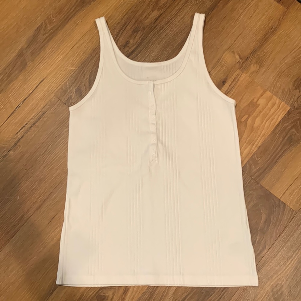 White tank top